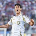 포효하는 손흥민